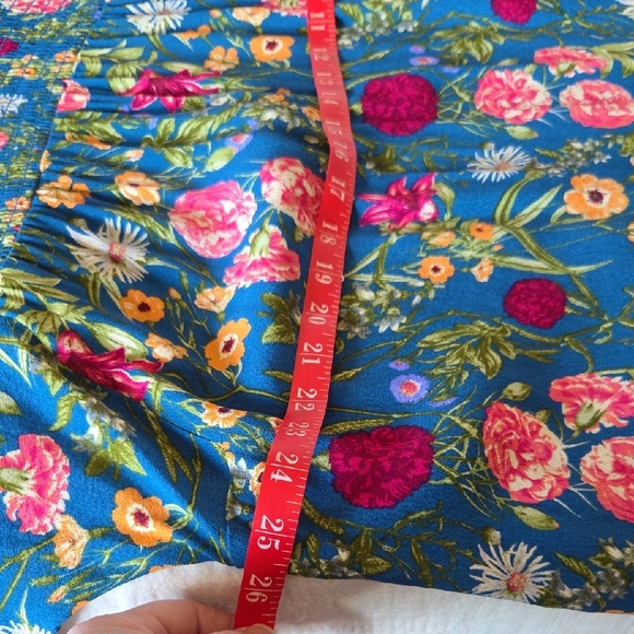 Terra & Sky Multicolor Floral Blouse - Picture 6 of 8